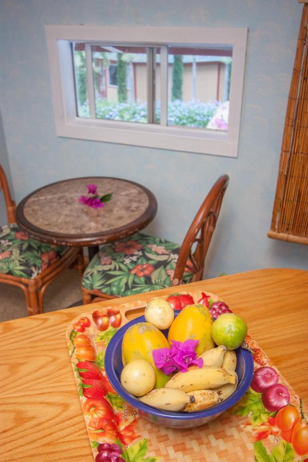 Banyan Tree Sanctuary Guest House Kalaoa Экстерьер фото