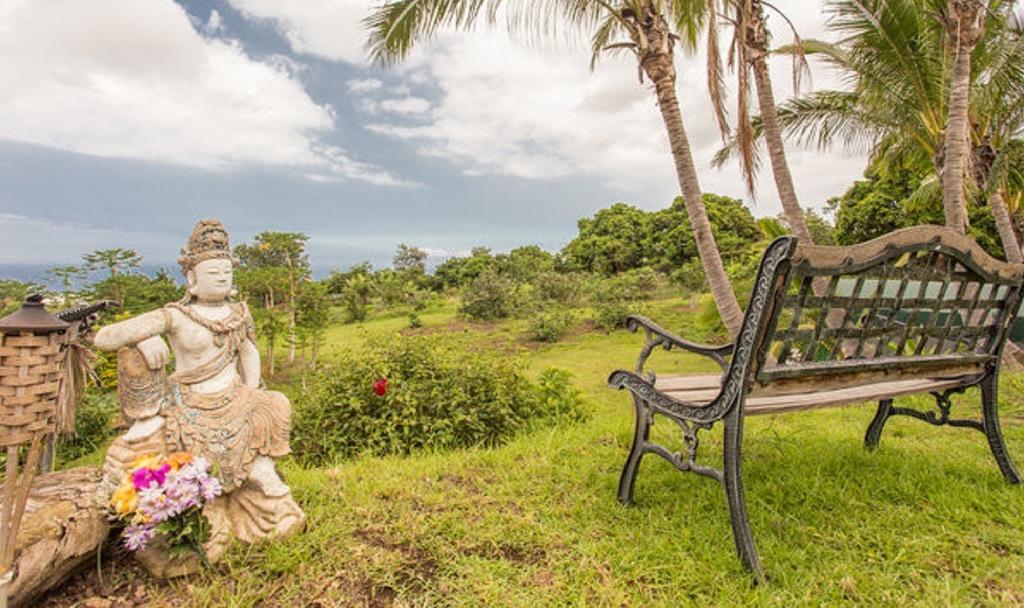 Banyan Tree Sanctuary Guest House Kalaoa Экстерьер фото